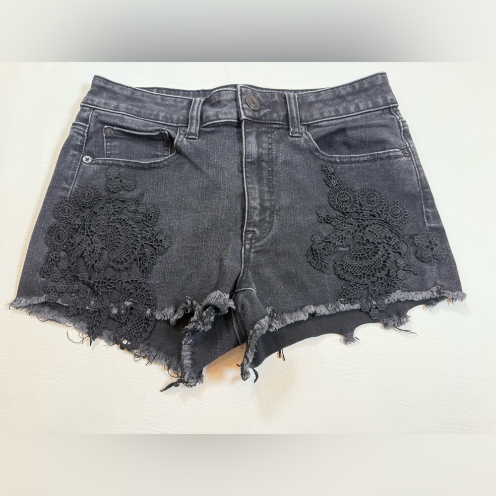 American Eagle Hi Rise Shortie Black Denim Ripped Shorts 6 Super Stretch (bin S) - Picture 2 of 8